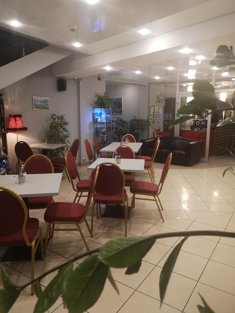 Hotel Best With Free Parking Riga Kültér fotó